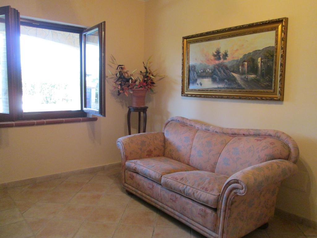 Complesso Turistico Ricettivo L'Oasi Del Golfo Di Salerno Apartment Батипалия Екстериор снимка